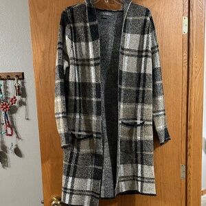 Natural Reflections Black and Cream Plaid Cardigan